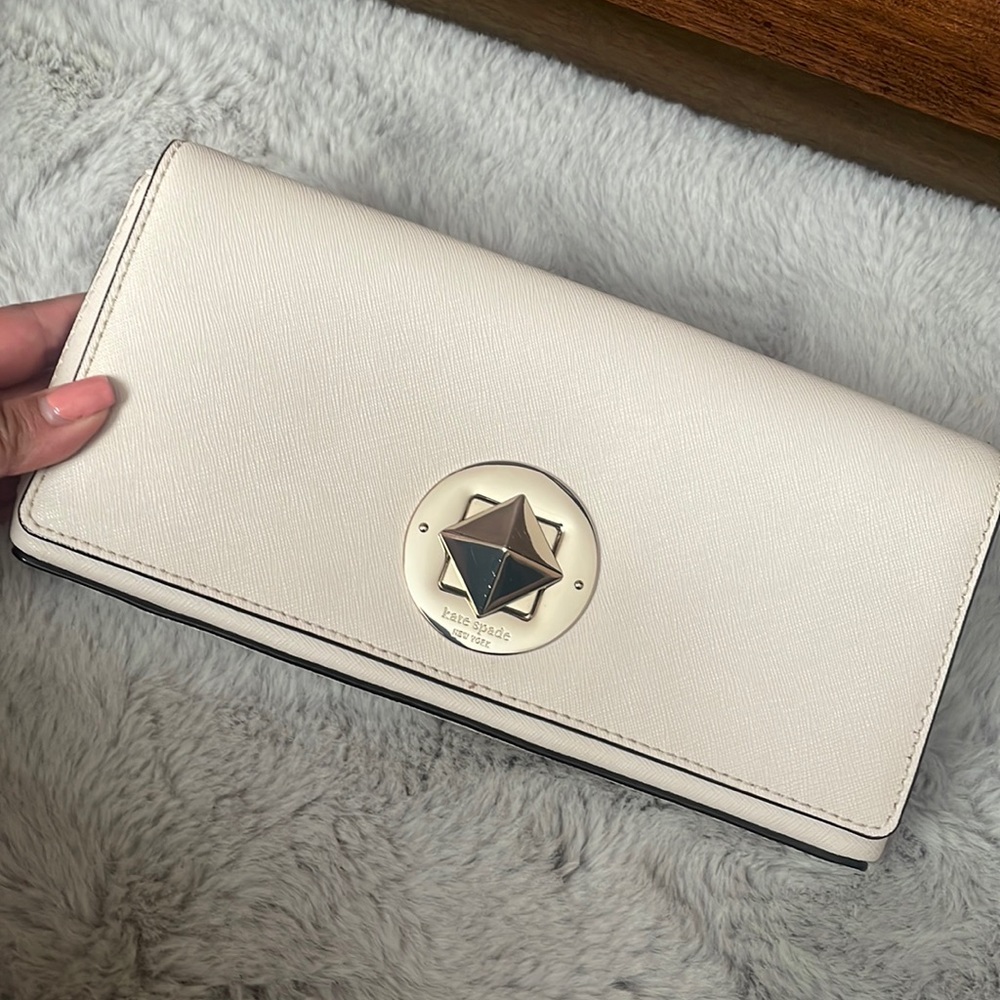 ***SOLD*** Gorgeous Kate Spade clutch